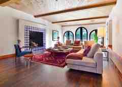 地中海风格客厅装修效果图 柔和色调营造纯朴轻